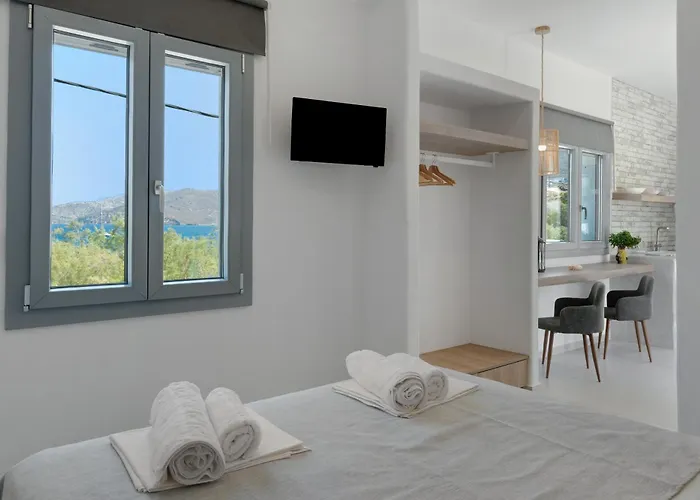 Salonikia Apartman *